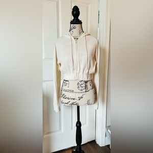 Ribbed Cropped Zip-up Hoodie